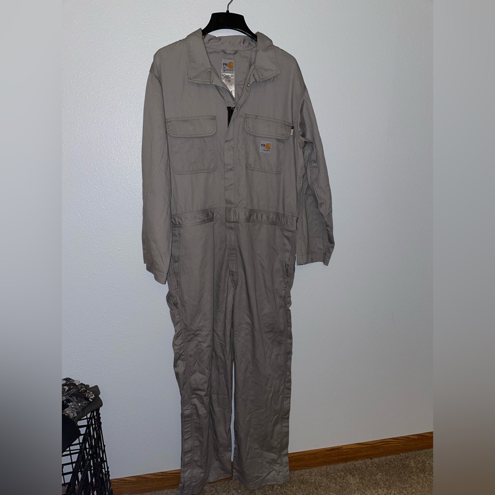 CARHART- GRAY FLAME-RESISTANT TWILL
COVERALL /OVERALLS